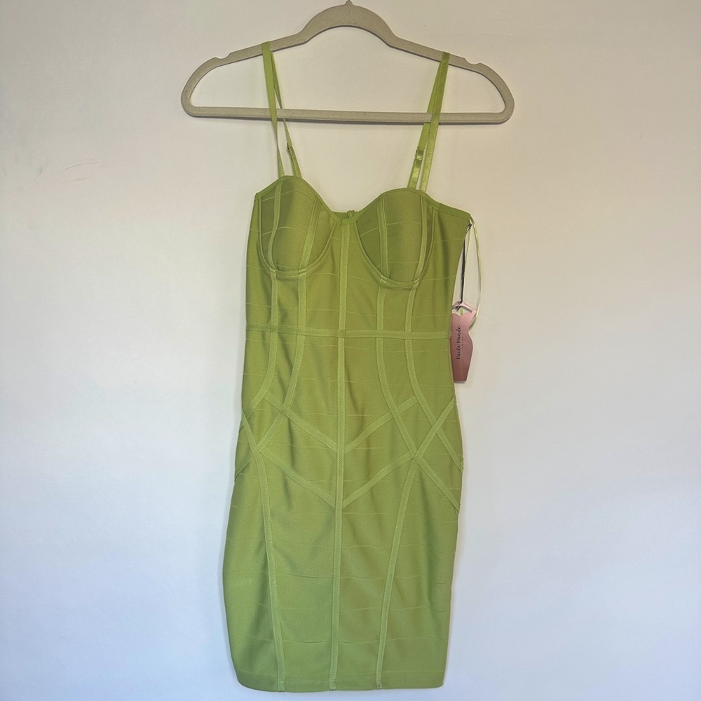 Haute Monde green bodycon dress